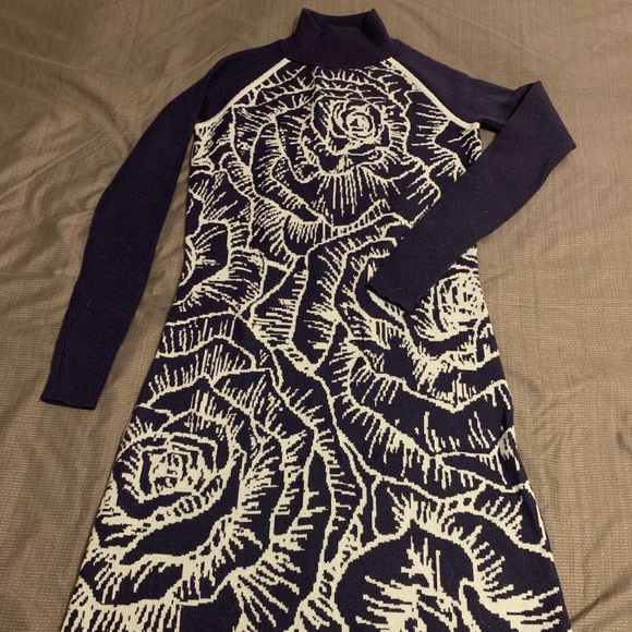 Title nine Dresses & Skirts - Beautiful and soft wool dress